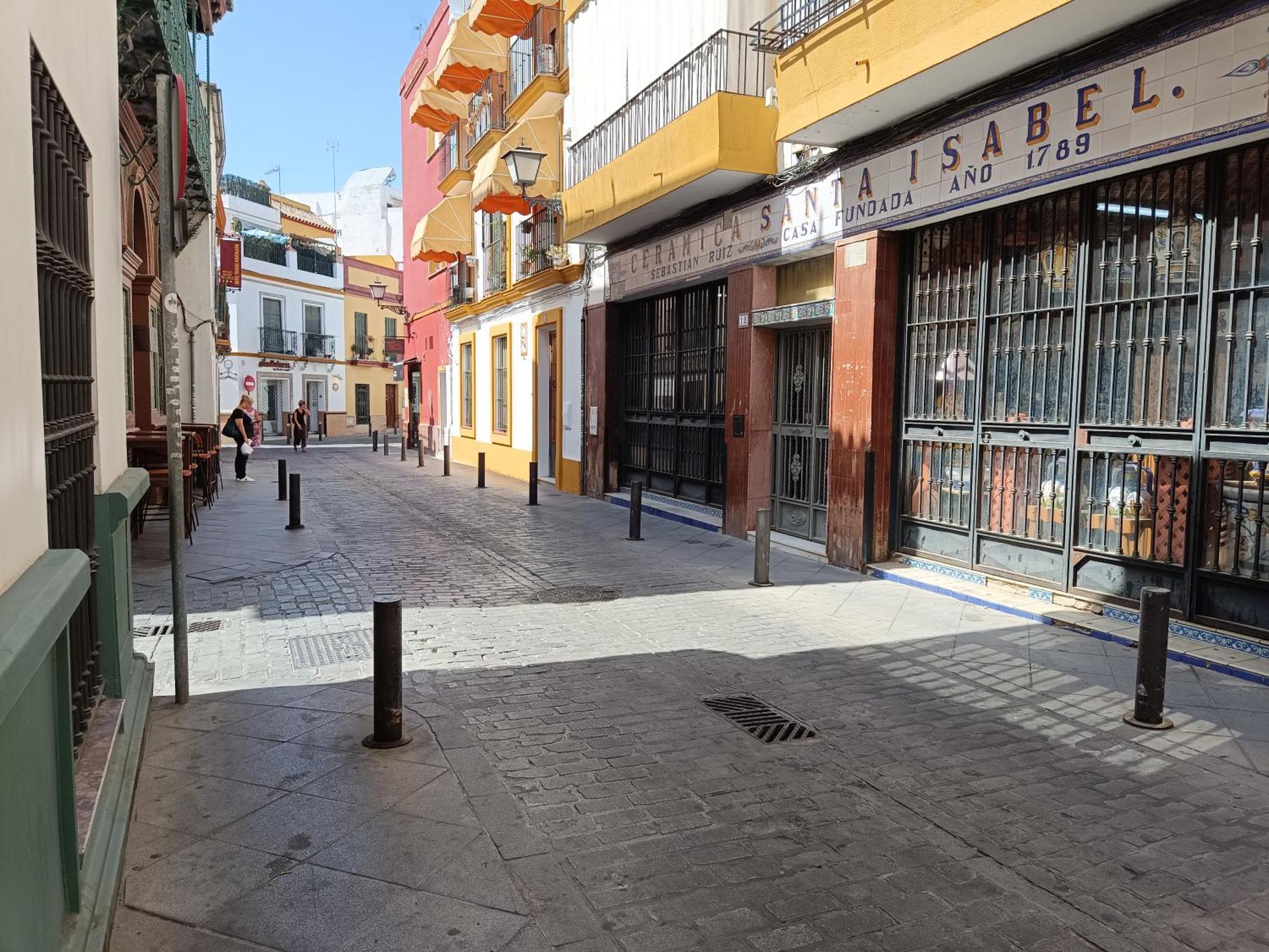 Apartamentos Luxury Puente De Triana Севилья Экстерьер фото