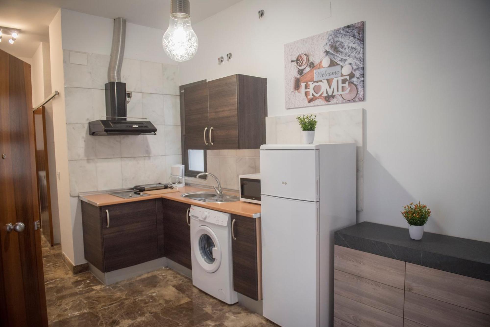 Apartamentos Luxury Puente De Triana Севилья Экстерьер фото