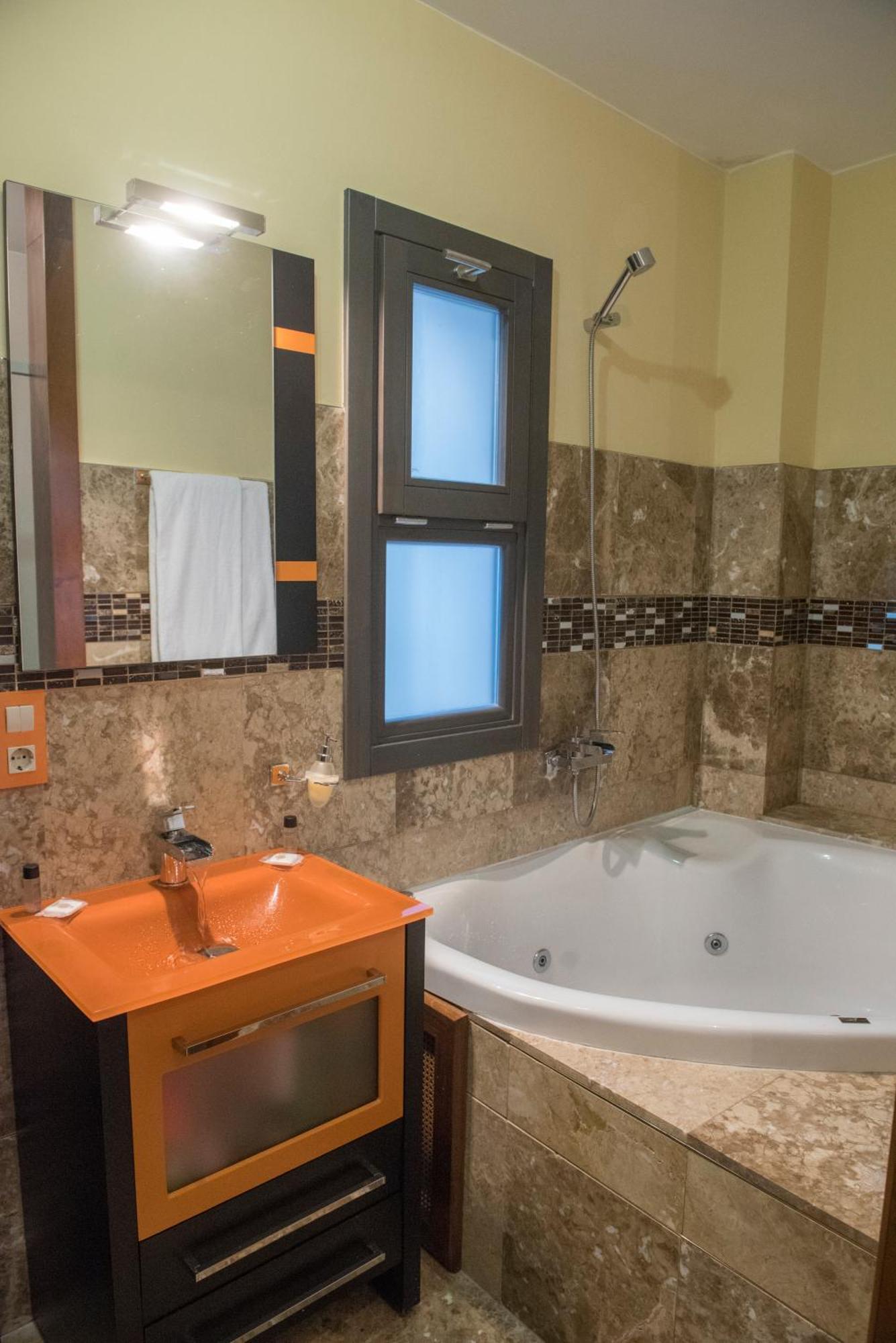 Apartamentos Luxury Puente De Triana Севилья Экстерьер фото