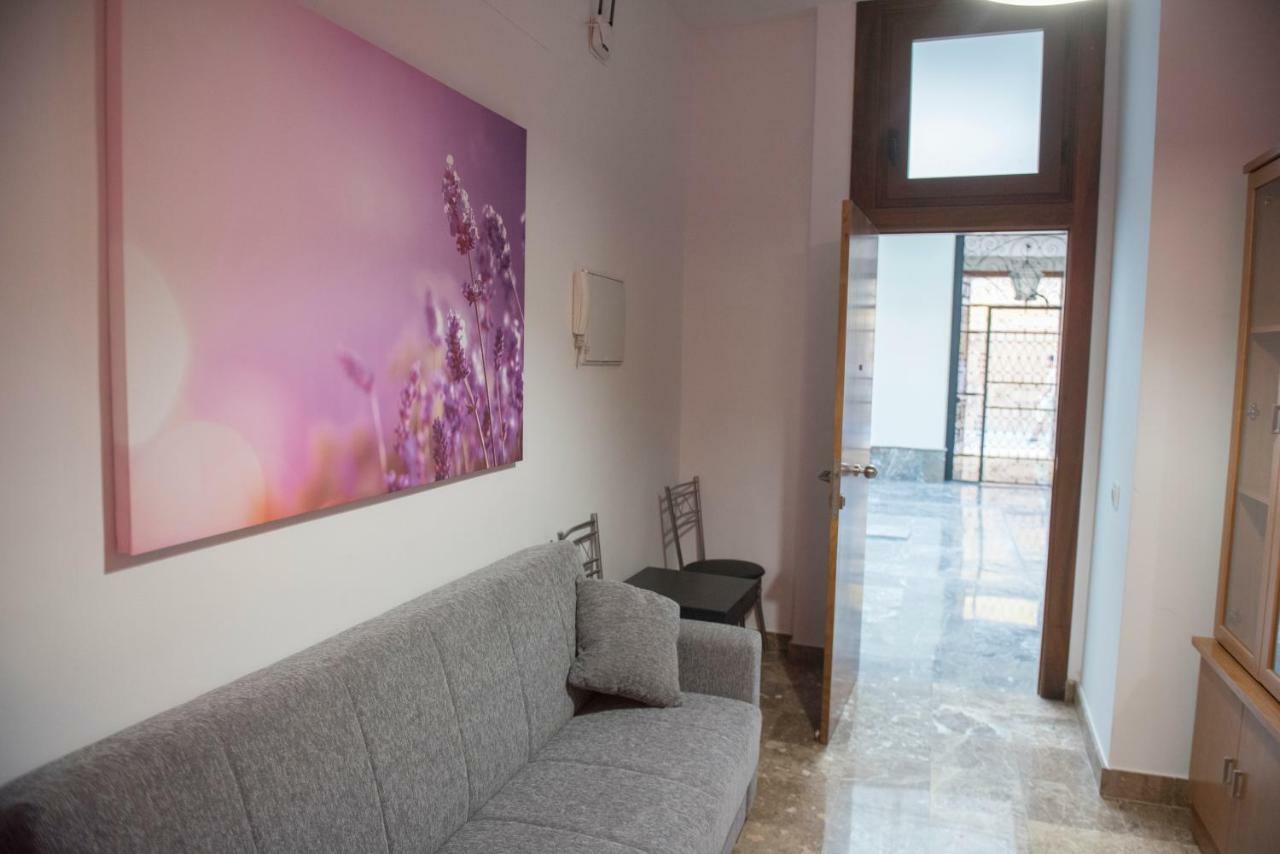 Apartamentos Luxury Puente De Triana Севилья Экстерьер фото